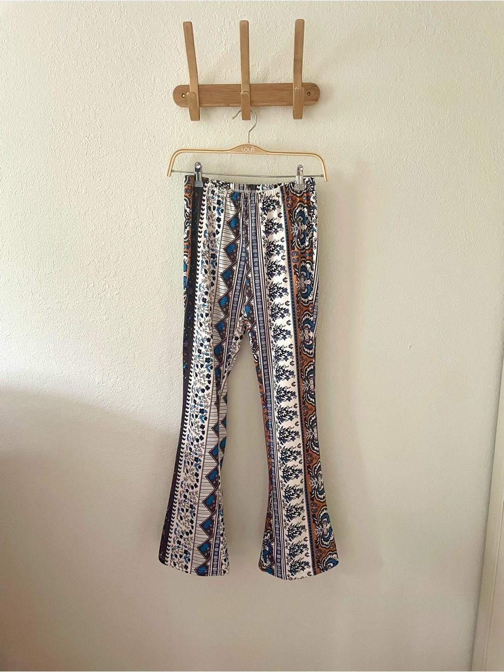 Unbranded Women’s Knit Bell Bottom Flare Boho Paisley Printed Pull On Pants SZ S
